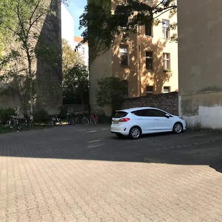 Designer Central Apartment With Terrace & Free Parking Berlin Exterior photo