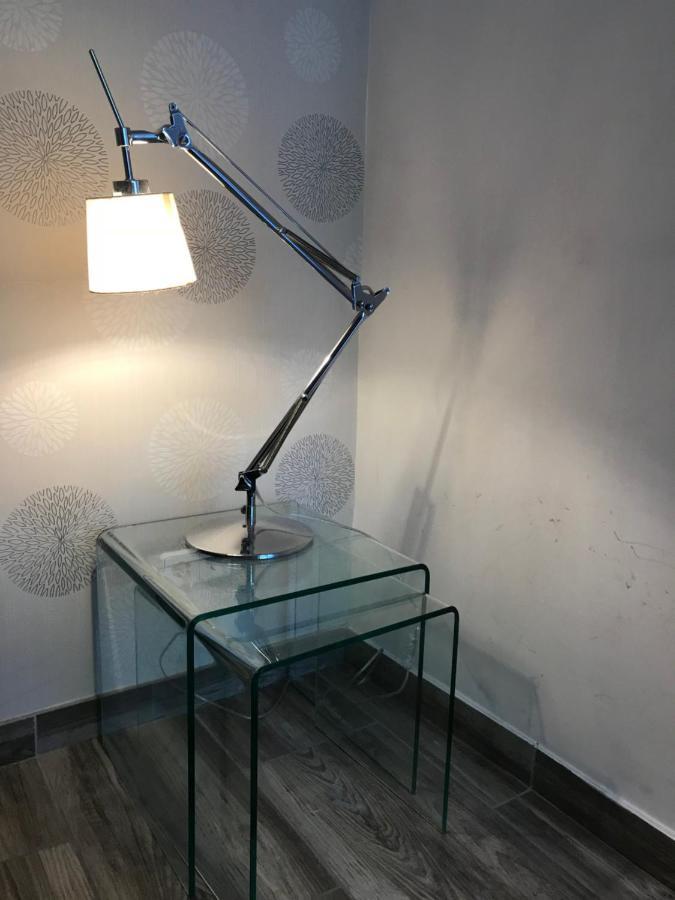 Designer Central Apartment With Terrace & Free Parking Berlin Exterior photo